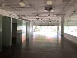 Automobile Megamart (D14), Warehouse #190689982